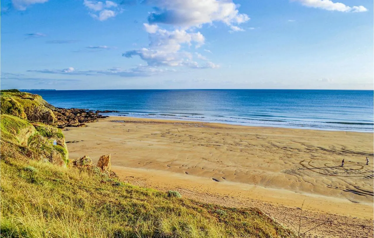 Lovely Home In Moelan-Sur-Mer With Kitchen Holiday home